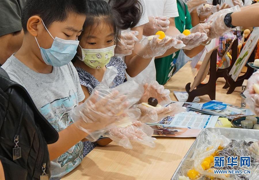 (新華全媒頭條·圖文互動(dòng))(9)流動(dòng)中國(guó)折射復(fù)蘇新氣象——透視“十一”黃金周