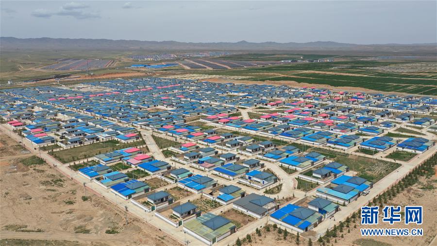 （新華全媒頭條&middot;圖文互動(dòng)）（9）大山的回響&mdash;&mdash;三個(gè)民族自治縣的70年巨變