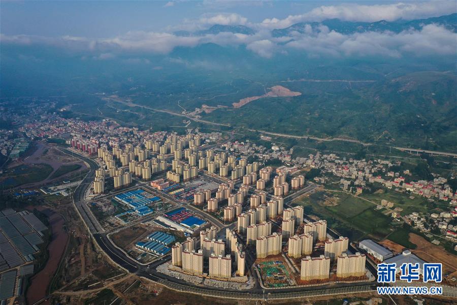 （新華全媒頭條&middot;圖文互動(dòng)）（3）決戰(zhàn)決勝奪取脫貧攻堅(jiān)戰(zhàn)全面勝利&mdash;&mdash;寫(xiě)在第7個(gè)國(guó)家扶貧日之際