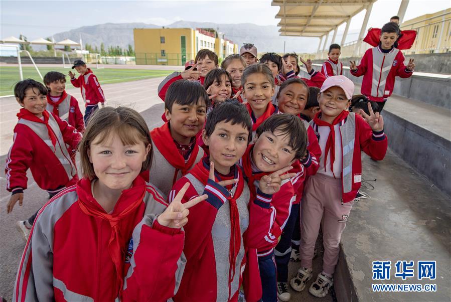 （新華全媒頭條&middot;圖文互動）（5）新天地 新兒女 新奇跡&mdash;&mdash;脫貧攻堅(jiān)繪就新疆新圖景