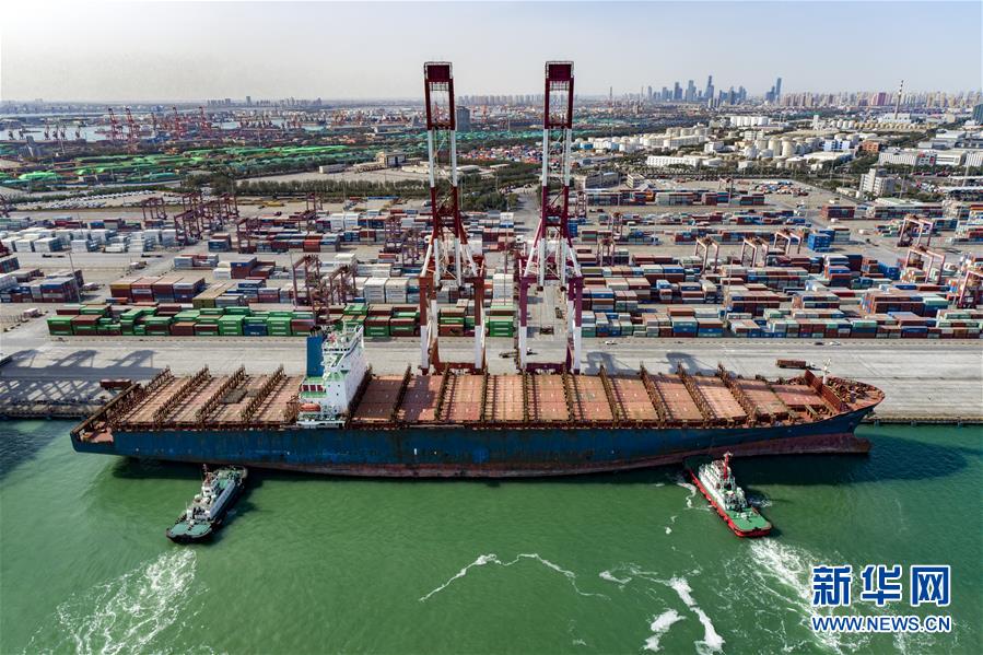 (新華全媒頭條·圖文互動(dòng))(7)歷史交匯點(diǎn)上的宏偉藍(lán)圖 ——《中共中央關(guān)于制定國民經(jīng)濟(jì)和社會發(fā)展第十四個(gè)五年規(guī)劃和二〇三五年遠(yuǎn)景目標(biāo)的建議》誕生記