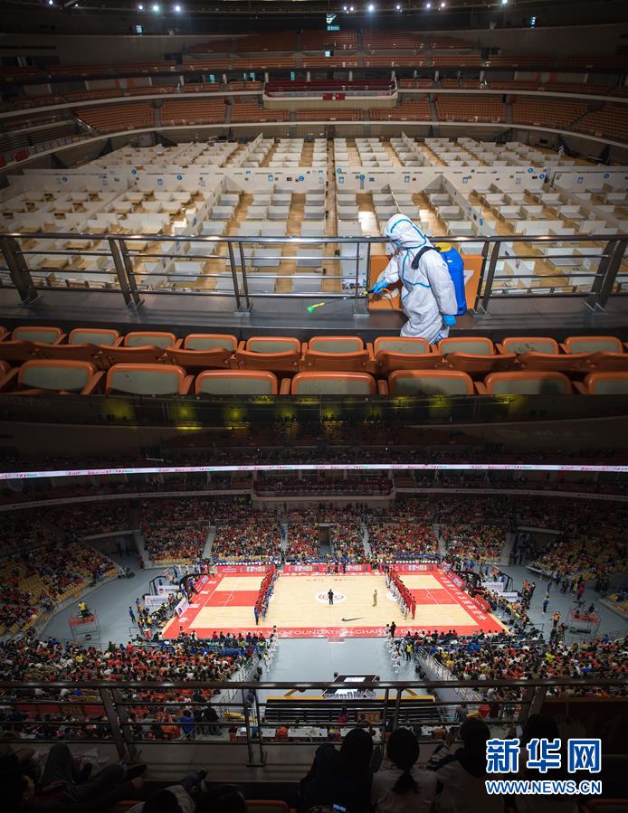 (新華全媒頭條·圖文互動(dòng))(18)歷史交匯點(diǎn)上的宏偉藍(lán)圖——《中共中央關(guān)于制定國民經(jīng)濟(jì)和社會發(fā)展第十四個(gè)五年規(guī)劃和二〇三五年遠(yuǎn)景目標(biāo)的建議》誕生記