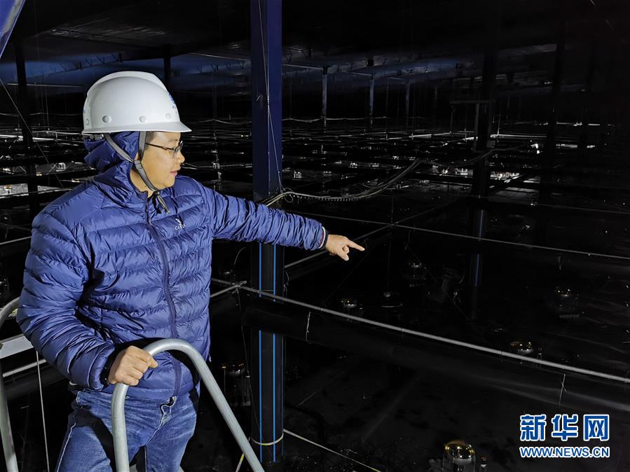 （青春的夢想 青春的奮斗&middot;圖文互動）（2）年輕，就要無悔擔(dān)當(dāng)&mdash;&mdash;青春在奉獻中閃光