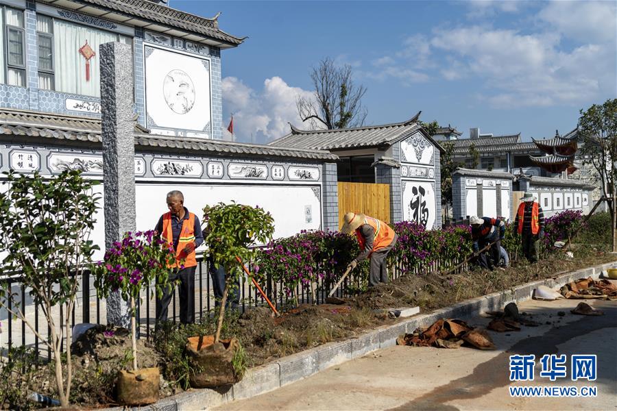 （五中全會精神在基層&middot;圖文互動）（4）一湖清水映&ldquo;綠&rdquo;廊&mdash;&mdash;高原明珠洱海&ldquo;顏值&rdquo;再提升