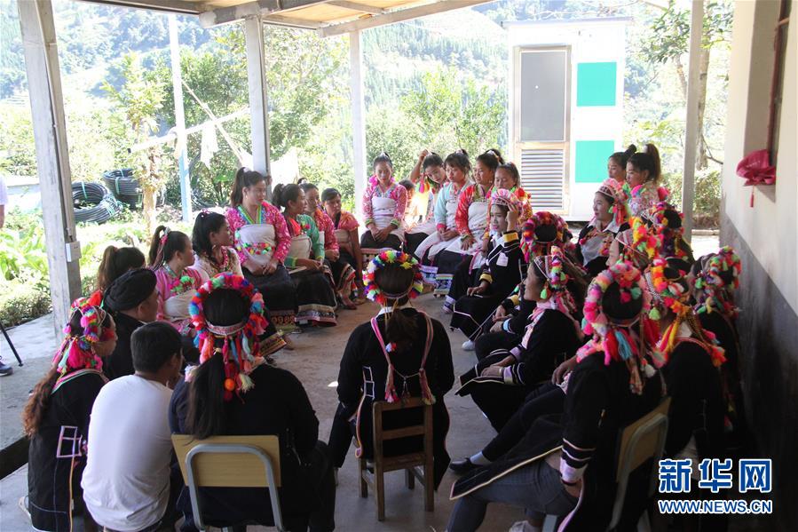 （五中全會(huì)精神在基層&middot;圖文互動(dòng)）（5）天津、福建、廣東、云南等地創(chuàng)新形式讓黨的十九屆五中全會(huì)精神&ldquo;飛入尋常百姓家&rdquo;