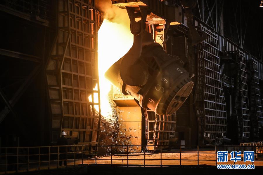 （新華全媒頭條&middot;兩會特別報道&middot;圖文互動）（3）齊心協(xié)力 砥礪奮進&mdash;&mdash;2020年全國兩會凝聚起決戰(zhàn)決勝的強大力量