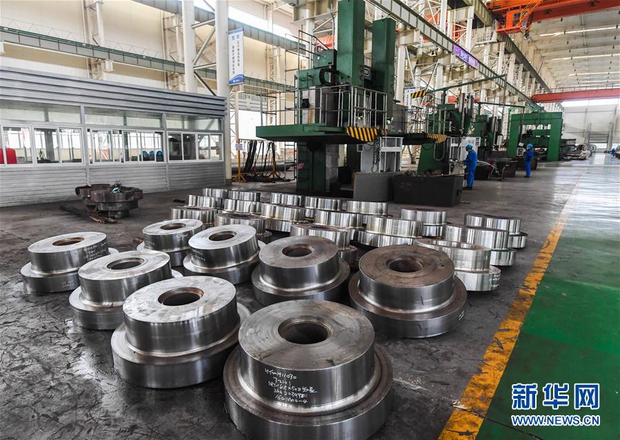 （新華全媒頭條&middot;兩會特別報道&middot;圖文互動）（4）齊心協(xié)力 砥礪奮進&mdash;&mdash;2020年全國兩會凝聚起決戰(zhàn)決勝的強大力量