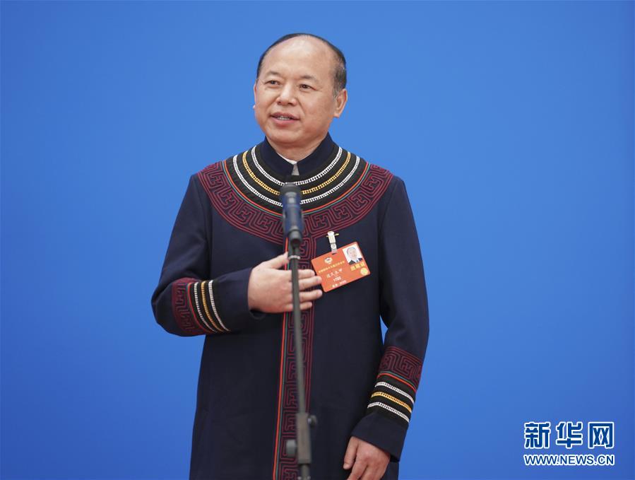 （新華全媒頭條&middot;兩會(huì)特別報(bào)道&middot;圖文互動(dòng)）（4）凝聚起決戰(zhàn)決勝的人民偉力&mdash;&mdash;2020年全國兩會(huì)巡禮