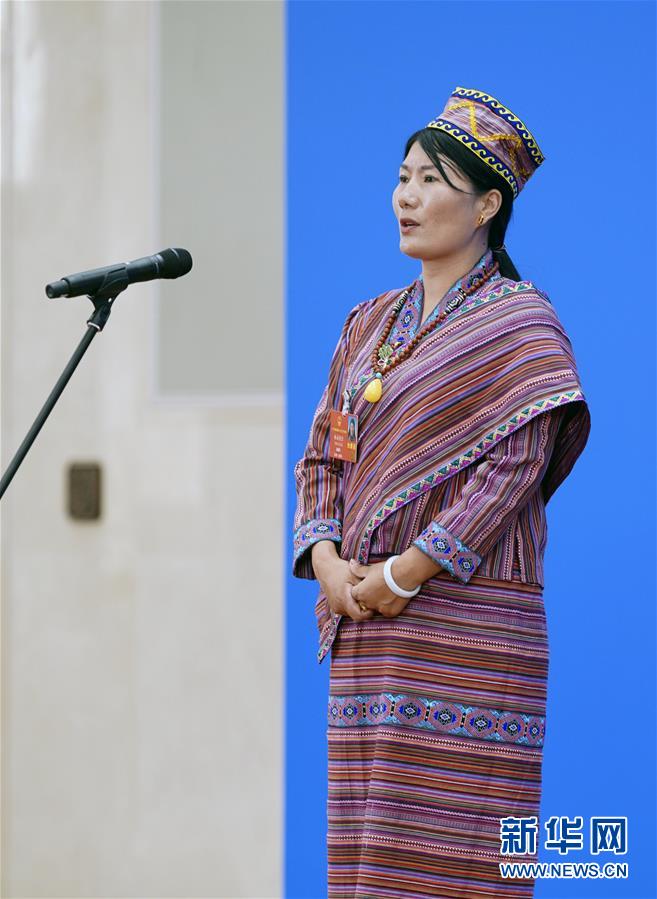 （新華全媒頭條&middot;兩會(huì)特別報(bào)道&middot;圖文互動(dòng)）（6）凝聚起決戰(zhàn)決勝的人民偉力&mdash;&mdash;2020年全國兩會(huì)巡禮