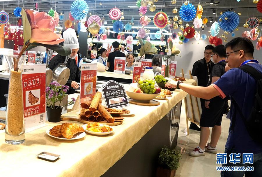 （&ldquo;中國面貌&rdquo;系列述評(píng)&middot;圖文互動(dòng)）（5）開放中國&mdash;&mdash;70年中國面貌變遷述評(píng)之九