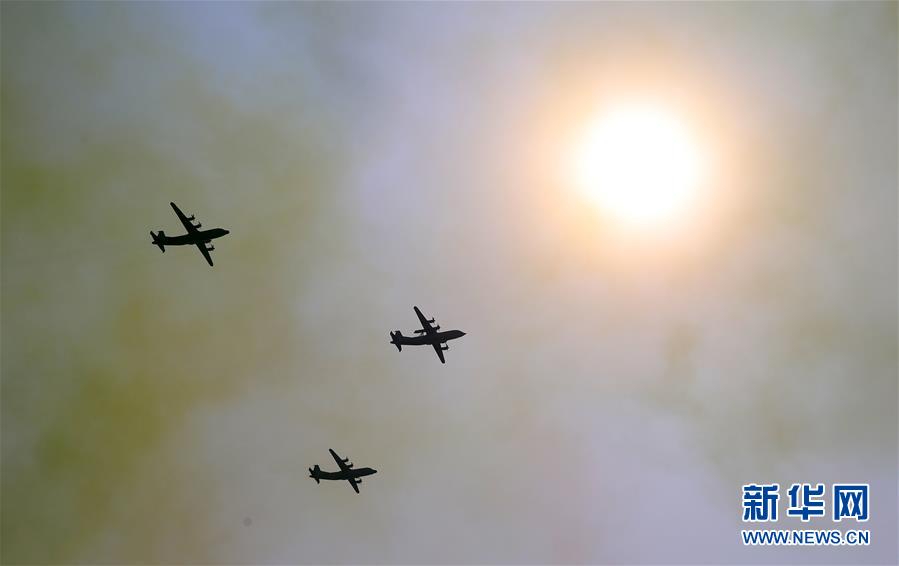 （國(guó)慶70周年&middot;慶祝大會(huì)）慶祝中華人民共和國(guó)成立70周年大會(huì)在京隆重舉行