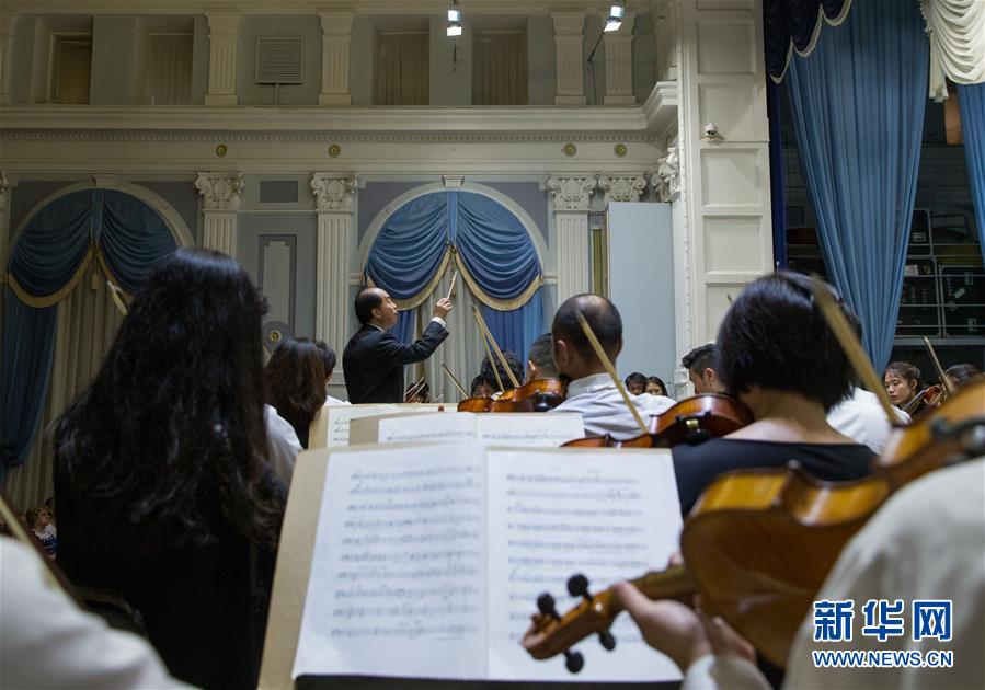 （新華全媒頭條&middot;出訪&middot;側(cè)記&middot;圖文互動(dòng)）（3）你好老朋友！開啟新時(shí)代！&mdash;&mdash;習(xí)近平主席和普京總統(tǒng)引領(lǐng)中俄全面戰(zhàn)略協(xié)作伙伴關(guān)系邁入新時(shí)代