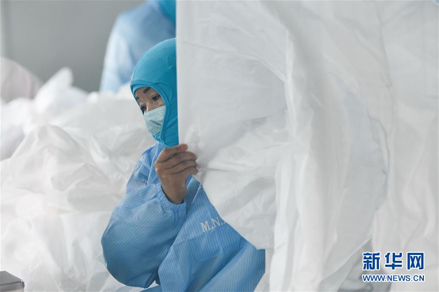 （在習(xí)近平新時代中國特色社會主義思想指引下&mdash;&mdash;新時代新作為新篇章&middot;習(xí)近平總書記關(guān)切事&middot;圖文互動）（1）打好防控&ldquo;主動仗&rdquo;&mdash;&mdash;各地精準(zhǔn)施策堅決遏制疫情蔓延