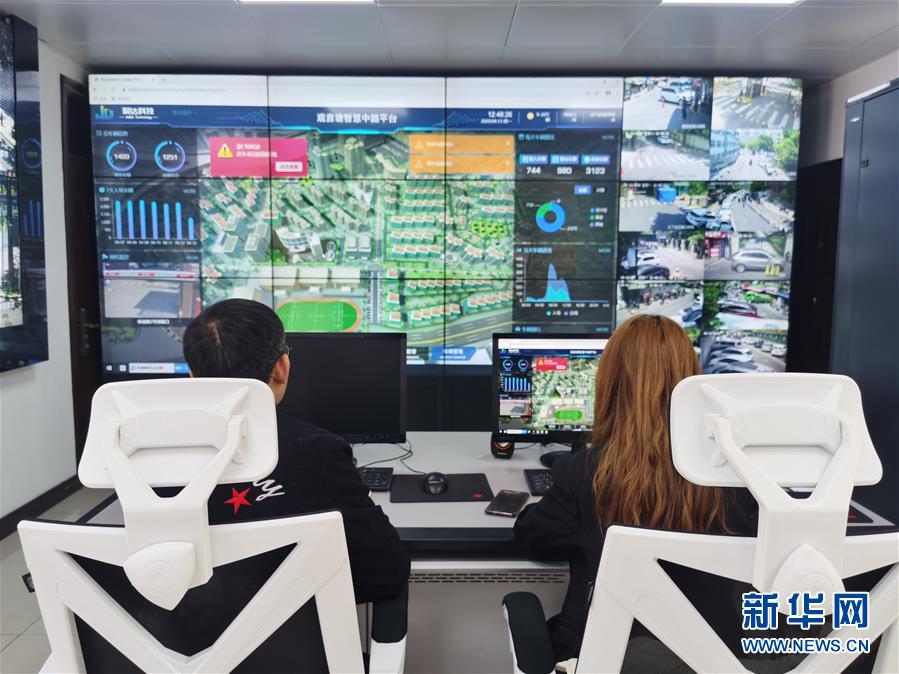 （在習近平新時代中國特色社會主義思想指引下&mdash;&mdash;新時代新作為新篇章&middot;習近平總書記關(guān)切事&middot;圖文互動）（1）扎緊籬笆打好樁&mdash;&mdash;各地筑牢社區(qū)防控安全屏障