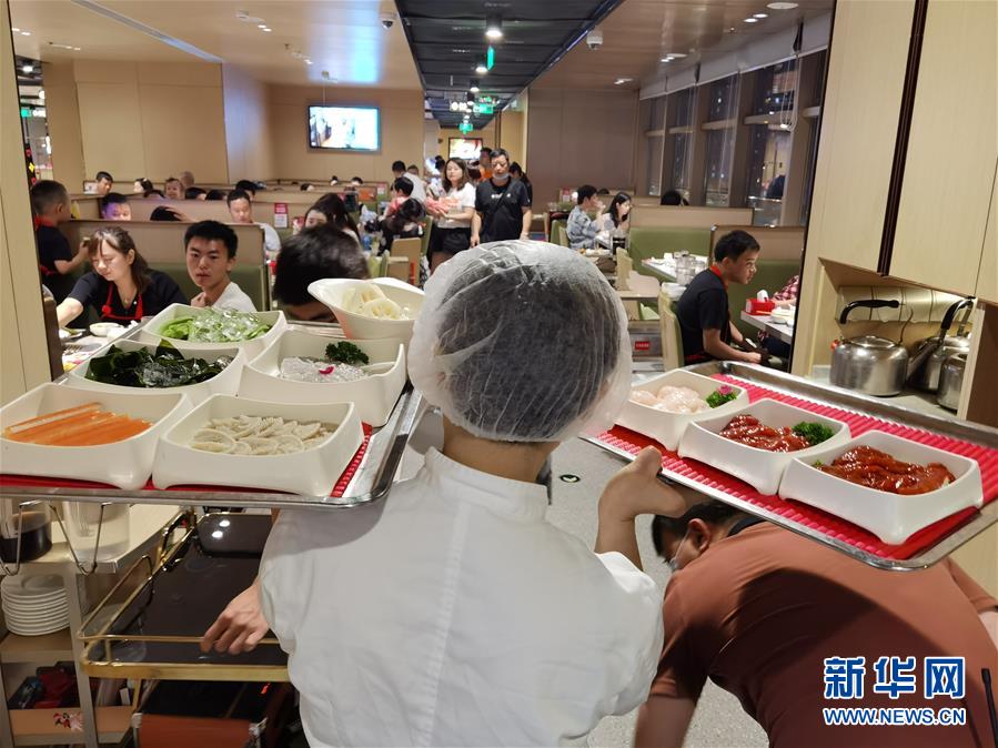 （在習(xí)近平新時(shí)代中國(guó)特色社會(huì)主義思想指引下&mdash;&mdash;新時(shí)代新作為新篇章&middot;習(xí)近平總書記關(guān)切事&middot;圖文互動(dòng)）（2）珍惜盤中餐，狠剎浪費(fèi)風(fēng)&mdash;&mdash;各地積極行動(dòng)堅(jiān)決制止餐飲浪費(fèi)