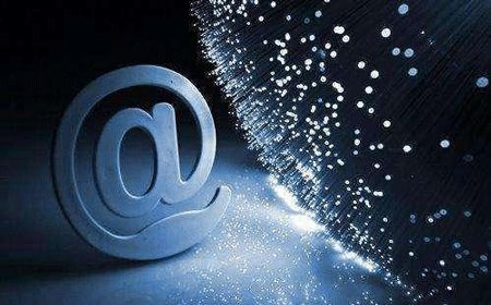 &ldquo;要玩就到最好的賽場(chǎng)去&rdquo;&mdash;&mdash;訪&ldquo;登陸&rdquo;弄潮互聯(lián)網(wǎng)的新臺(tái)商簡(jiǎn)子復(fù)