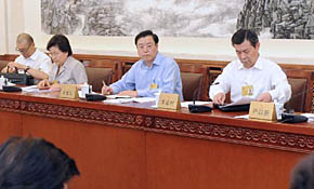 全國人大常委會分組審議特種設(shè)備安全法草案等