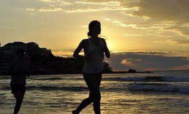 打好心理防疫戰(zhàn)，從堅持運動做起！