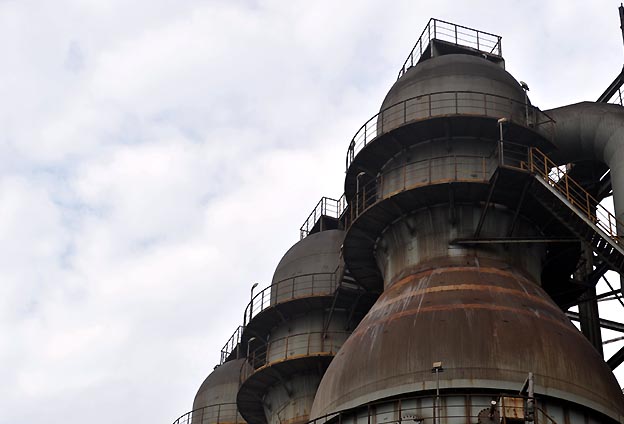 堅(jiān)持以環(huán)保為前提，做到不環(huán)保不生產(chǎn)。