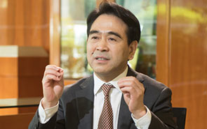 【第二十三期】沈仁康：把&ldquo;服務(wù)民企&rdquo;融入基因，在&ldquo;破解痛點(diǎn)&rdquo;中共生共贏