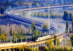 何立峰：&ldquo;一帶一路&rdquo;建設(shè)進展快速 成果好于預(yù)期