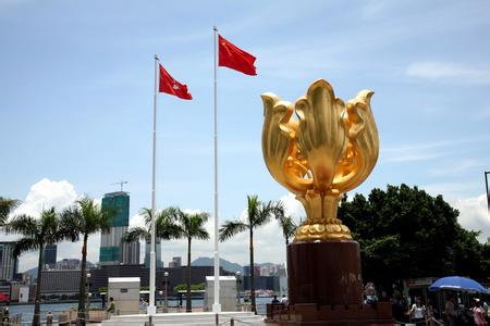 中央和特區(qū)政府將舉辦一系列慶?；顒? /></a></div>
<div   id=