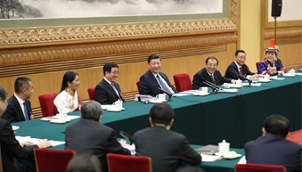 在甘肅團(tuán)，習(xí)近平響鼓重錘