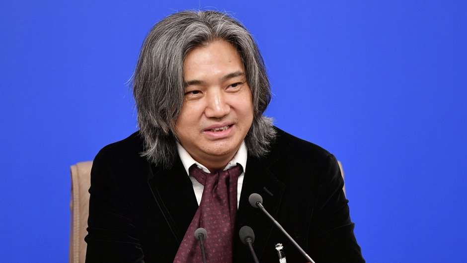 全國政協(xié)常委、文化文史和學(xué)習(xí)委員會委員，中國美術(shù)館館長，中國美術(shù)家協(xié)會副主席 吳為山