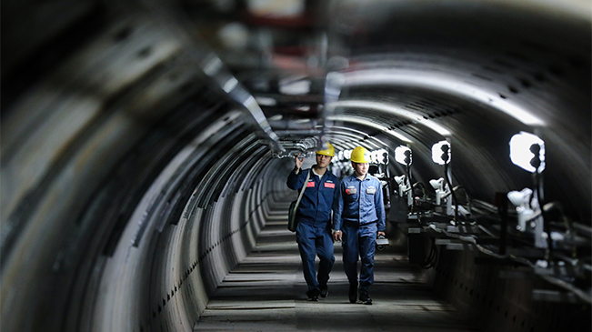 新春走基層丨&ldquo;機器人&rdquo;保供電？這個春節(jié)很有科技范兒！