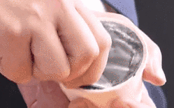 味同嚼鐵？ 日本&ldquo;鐵味&rdquo;冰淇淋面世