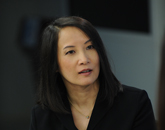 圖為訪(fǎng)談嘉賓解答網(wǎng)友問(wèn)題