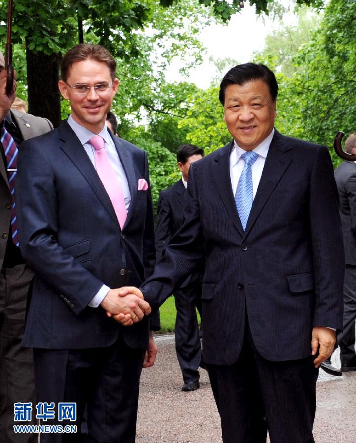 6月12日，中共中央政治局常委、中央書記處書記劉云山在赫爾辛基會見芬蘭總理卡泰寧。 新華社記者饒愛民攝