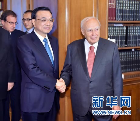 6月20日，國務院總理李克強在雅典總統(tǒng)府會見希臘總統(tǒng)帕普利亞斯。 新華社記者 李濤 攝