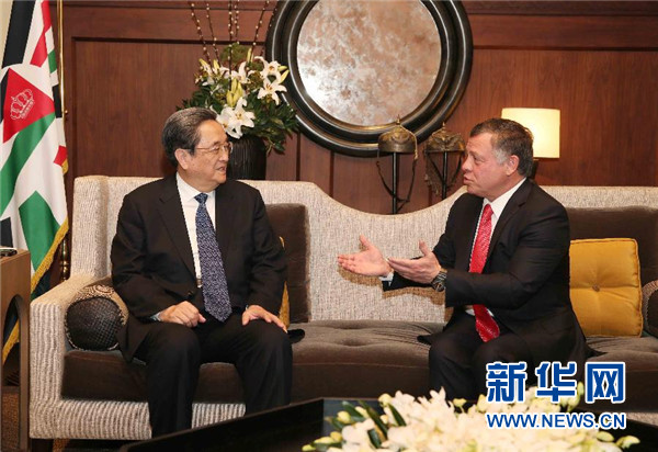 11月9日，正在約旦進(jìn)行正式友好訪問的全國政協(xié)主席俞正聲在安曼會見約旦國王阿卜杜拉二世。 新華社記者 劉衛(wèi)兵 攝 