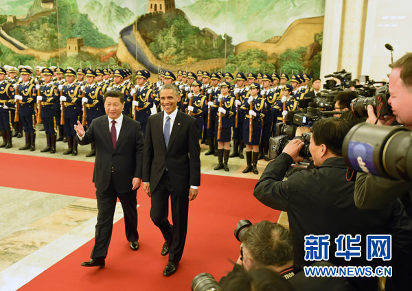 11月12日，國家主席習(xí)近平在北京人民大會堂舉行歡迎儀式，歡迎美國總統(tǒng)奧巴馬對中國進行國事訪問。 新華社記者 劉建生 攝