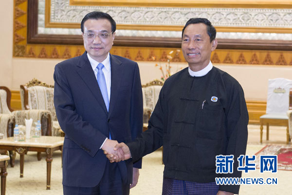 11月14日，國務院總理李克強在內(nèi)比都會見緬甸聯(lián)邦議會議長兼人民院議長吳瑞曼。新華社記者王曄攝