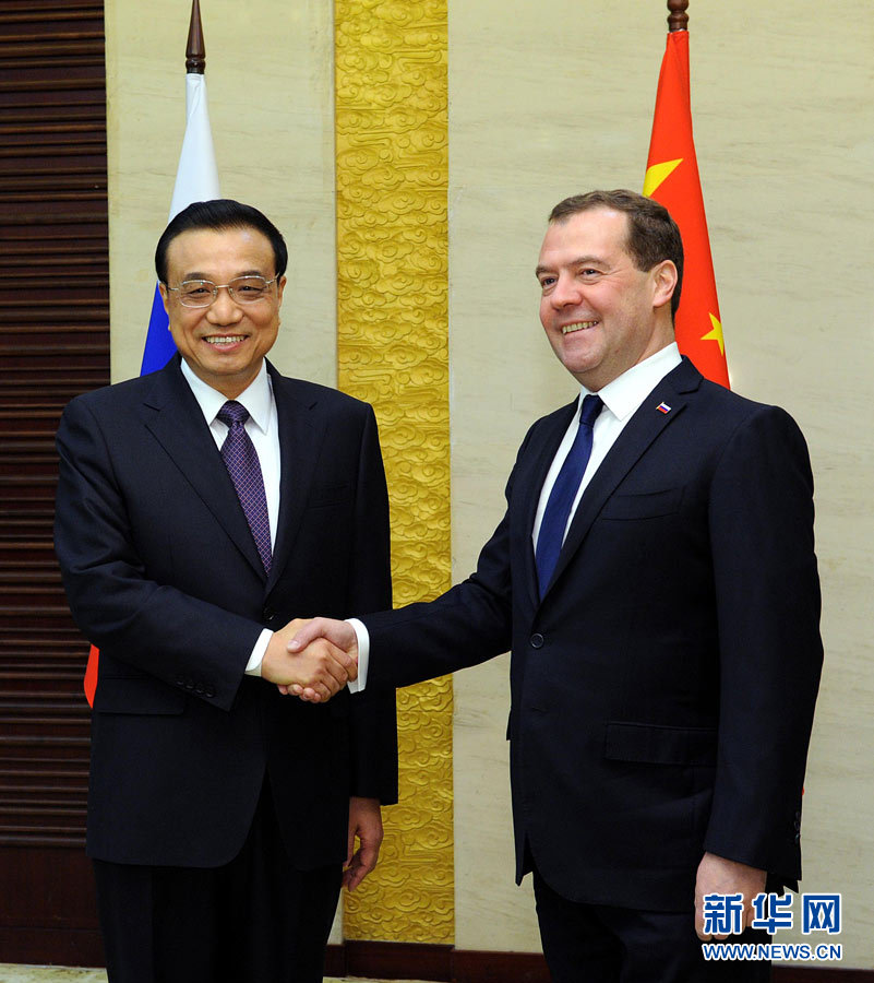 12月15日，中國國務院總理李克強在阿斯塔納會見俄羅斯總理梅德韋杰夫。 新華社記者 饒愛民 攝