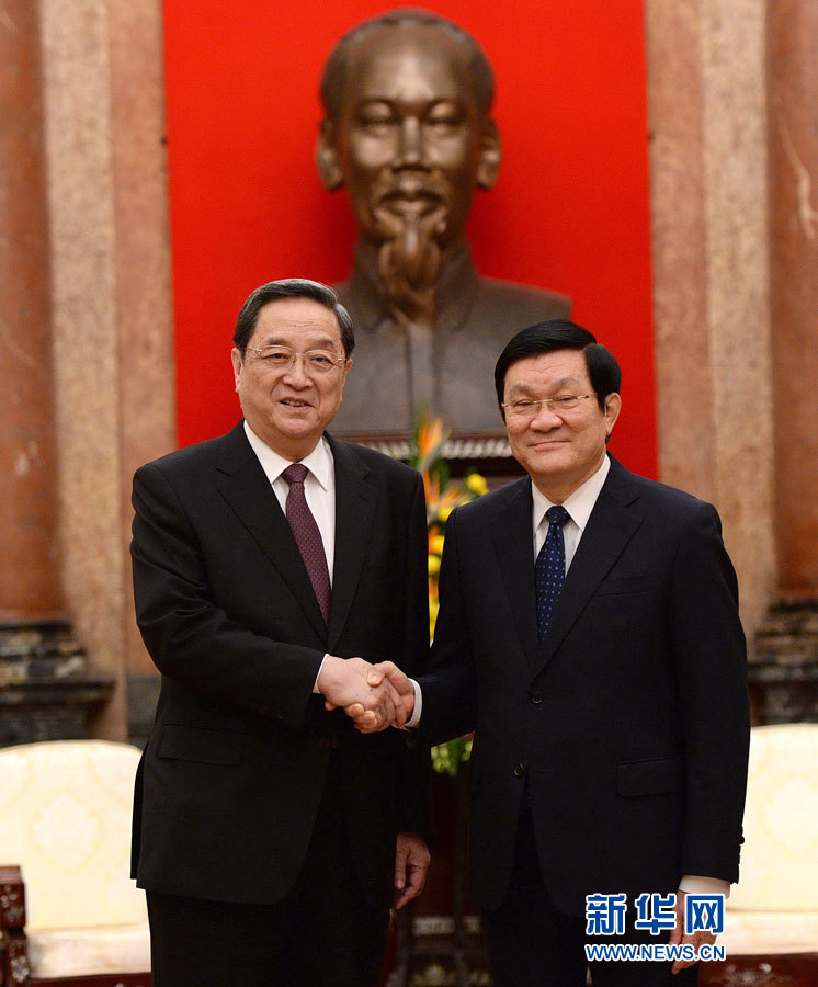 12月25日至27日，中共中央政治局常委、全國(guó)政協(xié)主席俞正聲對(duì)越南進(jìn)行正式訪問(wèn)。這是12月26日，俞正聲在河內(nèi)會(huì)見(jiàn)越南國(guó)家主席張晉創(chuàng)。 新華社記者馬占成攝