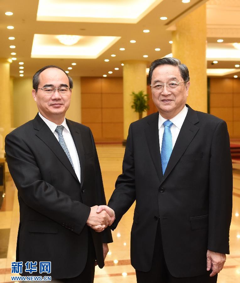 12月25日至27日，中共中央政治局常委、全國(guó)政協(xié)主席俞正聲對(duì)越南進(jìn)行正式訪問(wèn)。這是12月26日，俞正聲在河內(nèi)與越南祖國(guó)陣線主席阮善仁舉行會(huì)談。 新華社記者劉建生攝