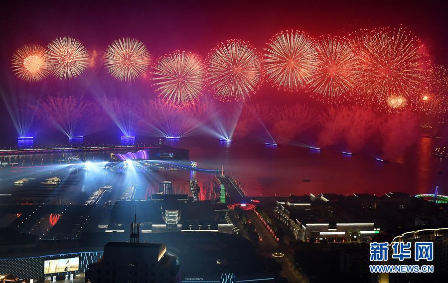 （新華全媒頭條&middot;上合青島峰會&middot;圖文互動）（5）攜手前進，開啟上合發(fā)展新征程 &mdash;&mdash;習(xí)近平主席主持上合組織青島峰會 并舉行系列活動紀實