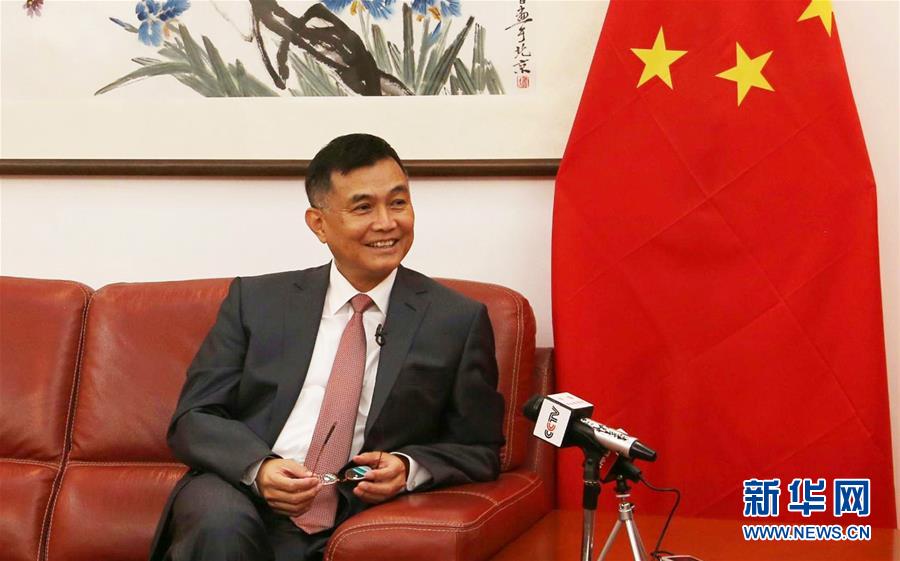 (XHDW·圖文互動(dòng))推動(dòng)中塞關(guān)系邁上新臺(tái)階——訪中國(guó)駐塞內(nèi)加爾大使張迅