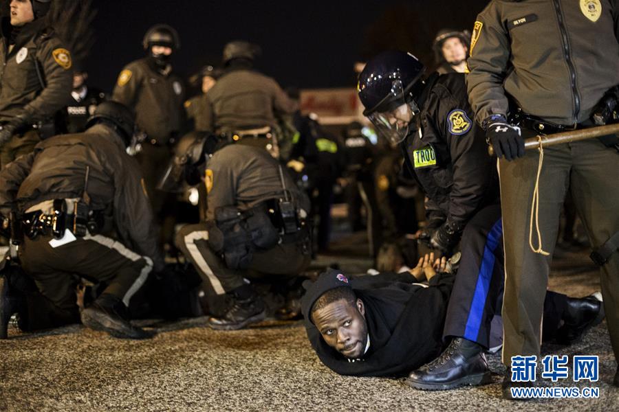 （國際&middot;圖文互動）（1）中國人權研究會發(fā)表文章揭批&ldquo;美式人權&rdquo;虛偽本質