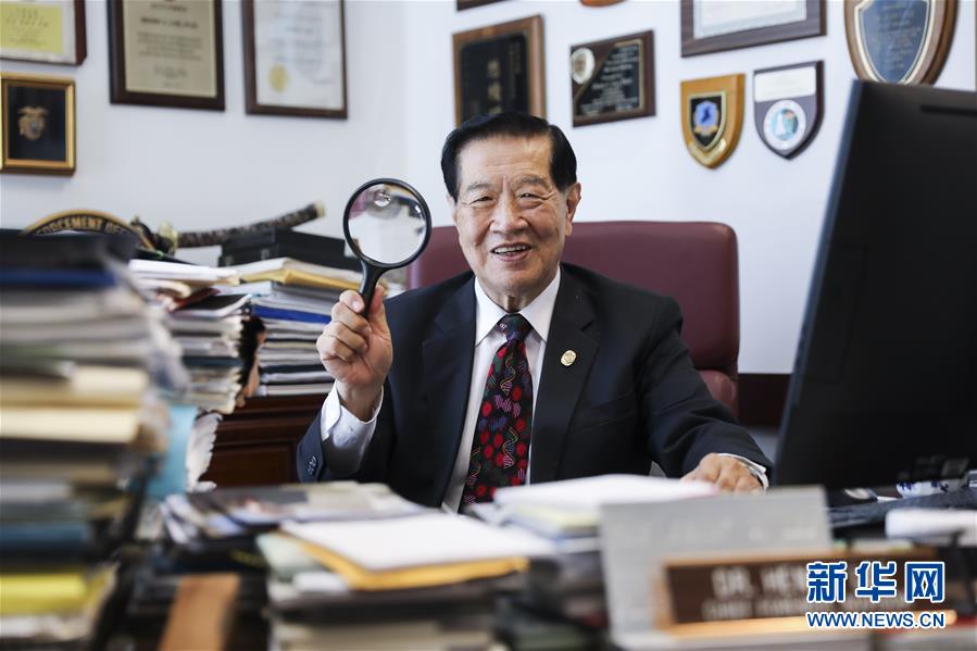 （國際&middot;圖文互動）（1）專訪：&ldquo;中國共產(chǎn)黨做對了！&rdquo;&mdash;&mdash;訪美籍華裔刑事鑒識專家李昌鈺