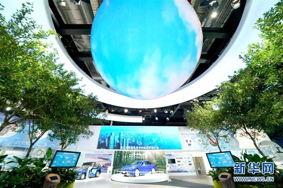 (新華全媒頭條·第二屆進博會·圖文互動)(2)進博之光輝耀世界 ——寫在第二屆中國國際進口博覽會開幕之際