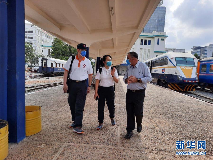 （國際疫情&middot;圖文互動）（8）&ldquo;工作忙碌又細致，經(jīng)驗豐富又專業(yè)&rdquo;&mdash;&mdash;一名柬埔寨青年眼中的中國援柬抗疫醫(yī)療專家組