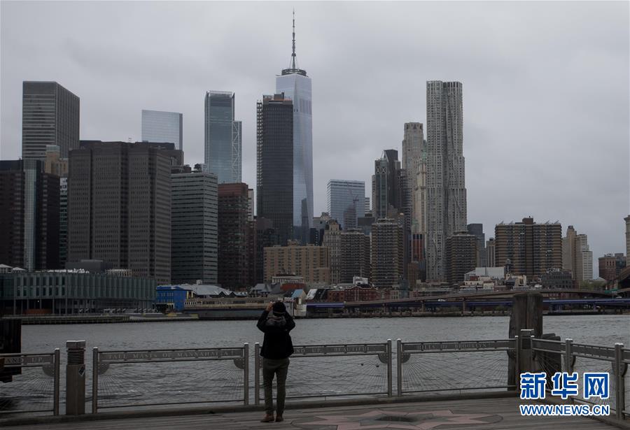 (國際·圖文互動)(2)疫情重創(chuàng)美國經濟