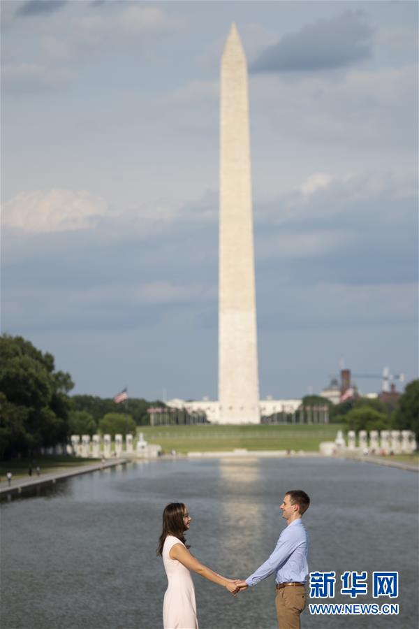 (國(guó)際疫情)(3)美國(guó)單日新增病例數(shù)超4萬 近期病例年輕人居多