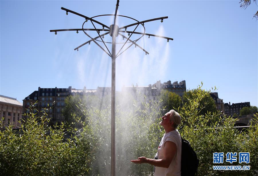 （國(guó)際）（3）法國(guó)迎來高溫&ldquo;烤&rdquo;驗(yàn) 多地拉響&ldquo;紅色警報(bào)&rdquo;