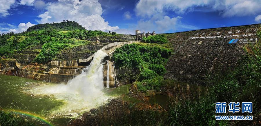 (國際·圖文互動(dòng))(2)通訊:踐行綠色發(fā)展 持續(xù)造福民生——記中國華電柬埔寨額勒賽水電站項(xiàng)目