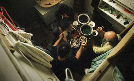 做&ldquo;美國夢&rdquo;還是走&ldquo;中國路&rdquo;？